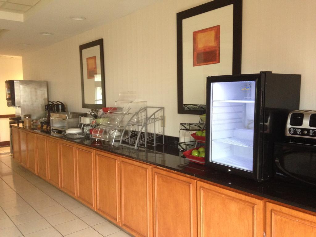 Hotel Wingate By Wyndham Eisenhower