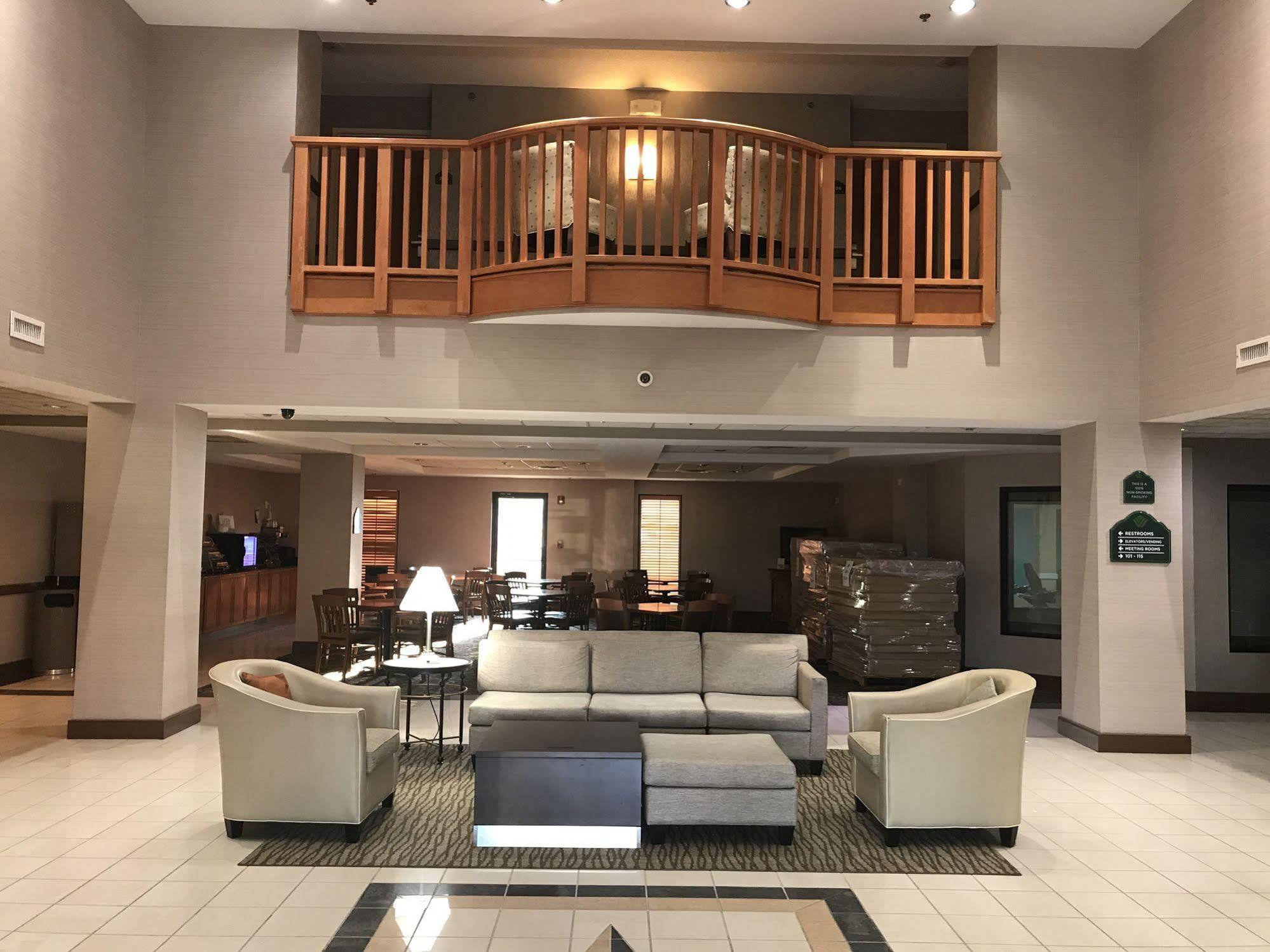 Hotel Wingate By Wyndham Eisenhower 3*
