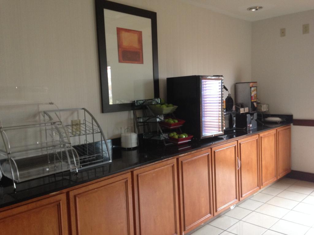 Wingate By Wyndham Eisenhower Hotel Augusta