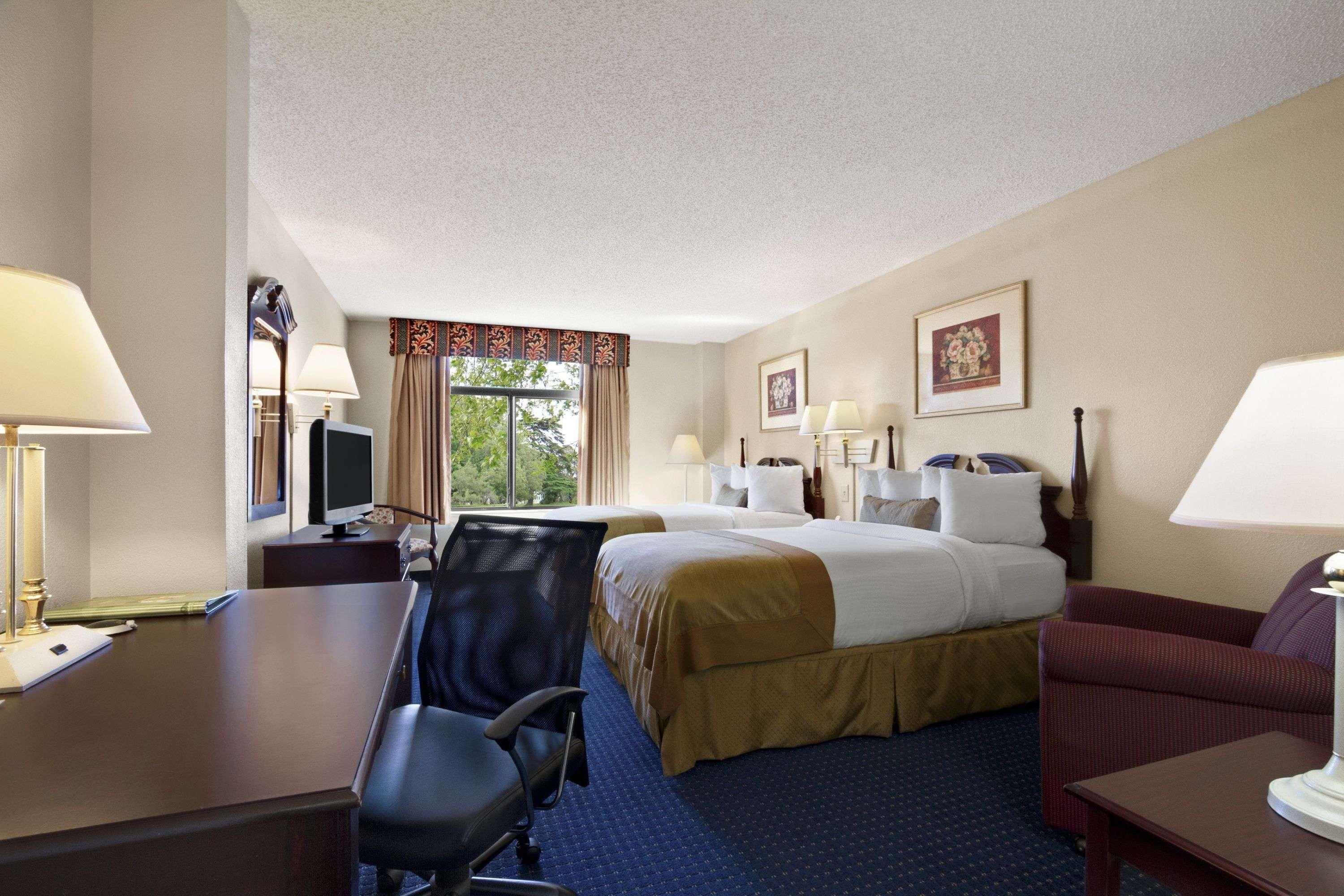 Wingate By Wyndham Eisenhower