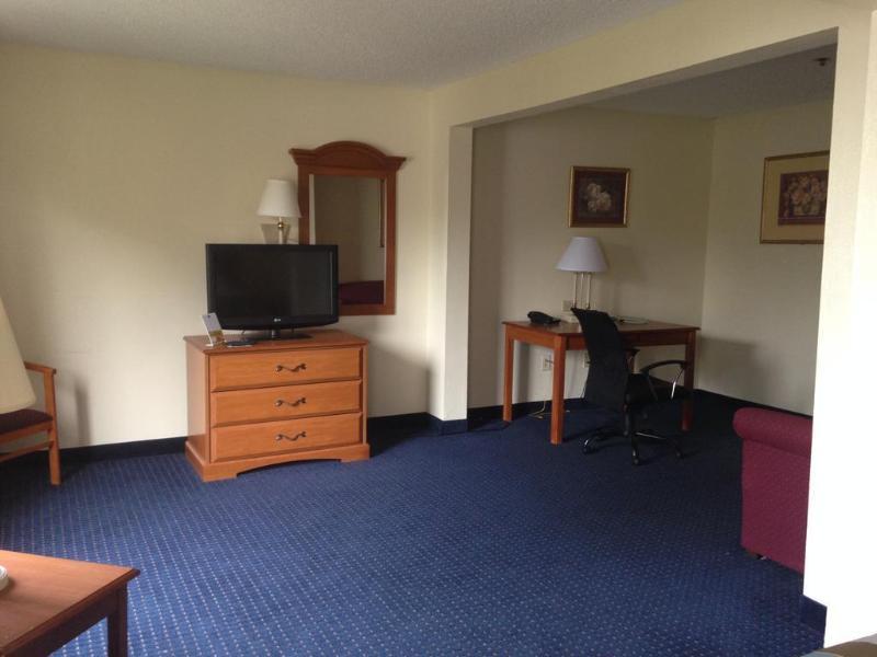 Hotel Wingate By Wyndham Eisenhower 3*