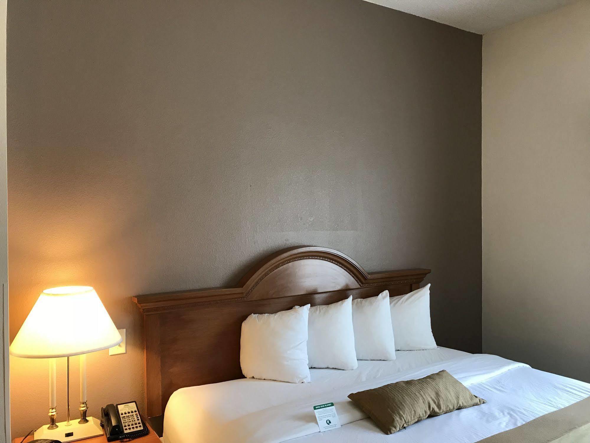 Wingate By Wyndham Eisenhower 3*