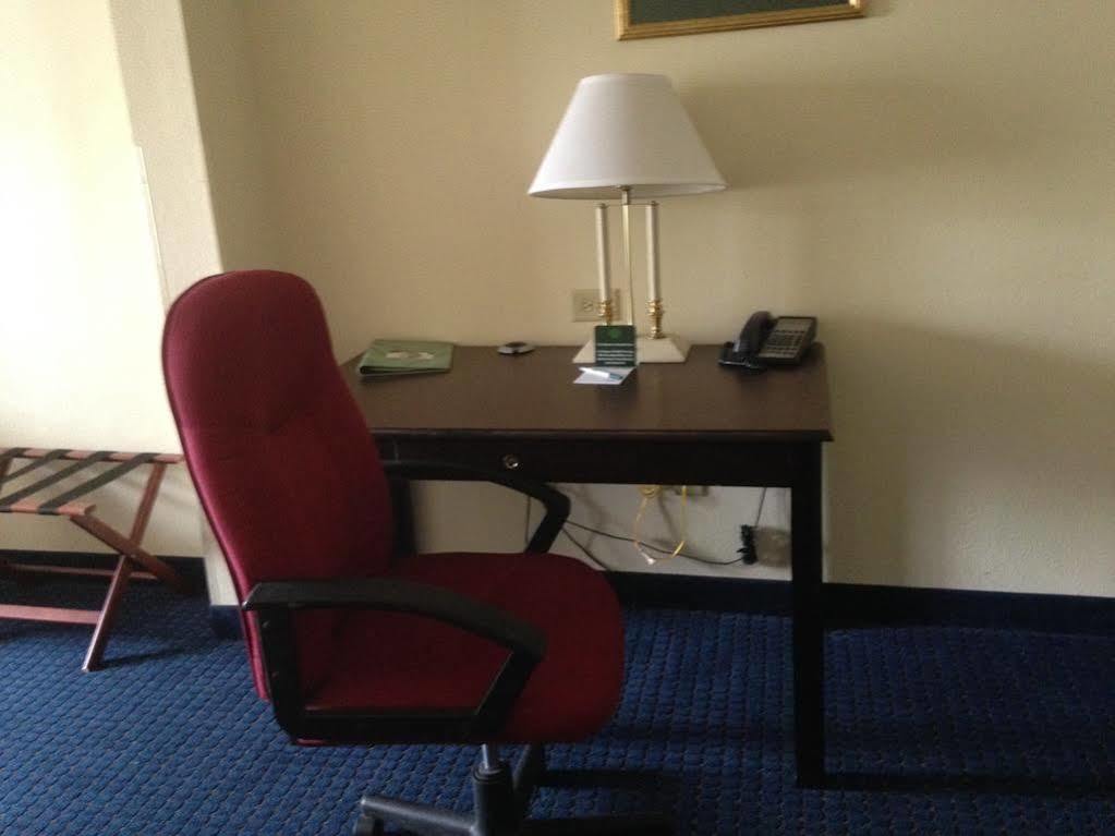 Wingate By Wyndham Eisenhower Hotel Augusta